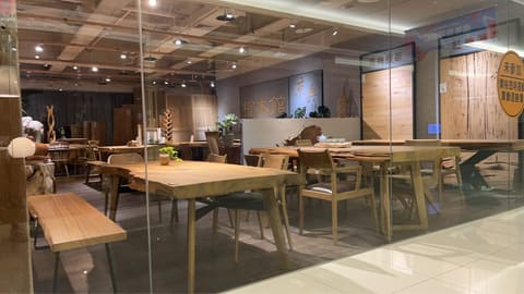 紐約店（紐約傢俱設計中心）