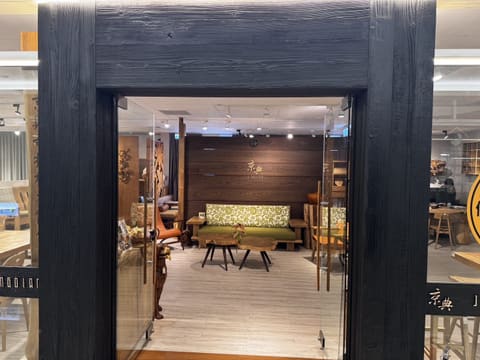 紐約店（紐約傢俱設計中心）