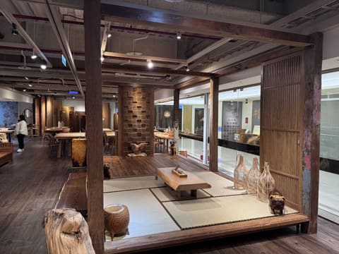 紐約店（紐約傢俱設計中心）