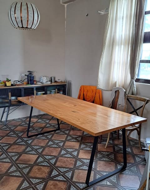 餐廳-餐桌